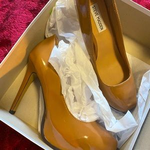 New Steve Madden I only wore them twice and you can make me an offer